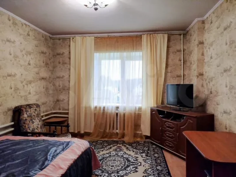 Коттедж с почти красной комнатой продают в Барнауле за 16,3 млн рублей