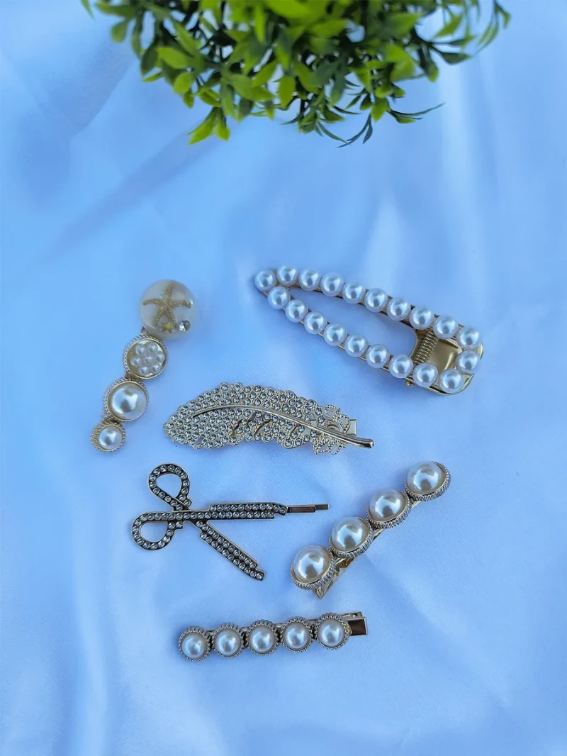 Заколки с жемчужинами, 412 рублей.  Wildberries 