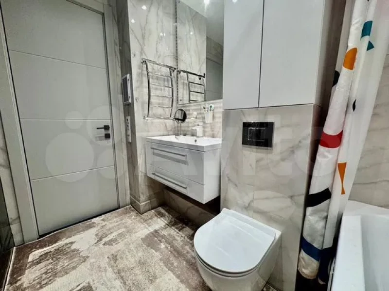 Квартиру с видом на розовый замок продают в Барнауле за 14 млн рублей. «Авито»