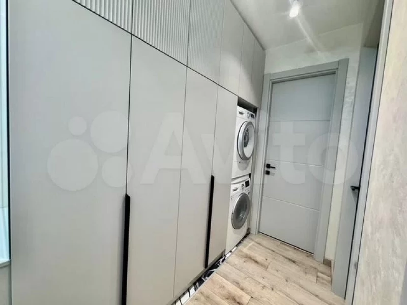 Квартиру с видом на розовый замок продают в Барнауле за 14 млн рублей. «Авито»