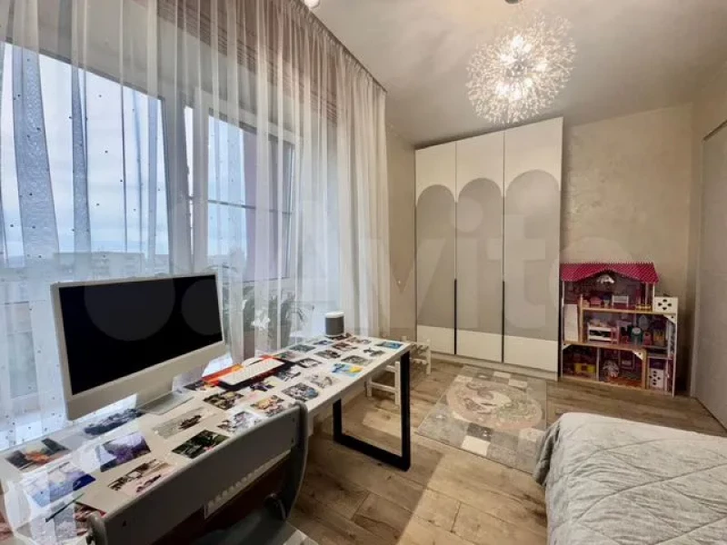 Квартиру с видом на розовый замок продают в Барнауле за 14 млн рублей. «Авито»