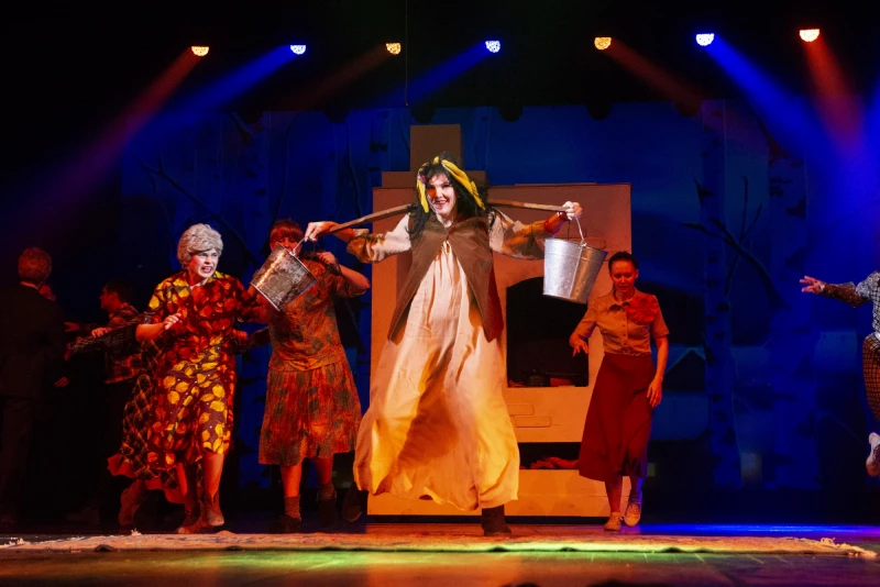 Спектакль «Беги, Маруся!». Анна Зайкова, altapress.ru